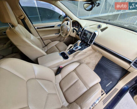 Синій Порше Cayenne, об'ємом двигуна 3.6 л та пробігом 139 тис. км за 22900 $, фото 7 на Automoto.ua