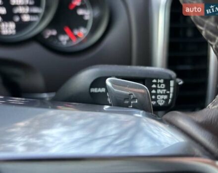 Синий Порше Каен, объемом двигателя 4.81 л и пробегом 142 тыс. км за 35500 $, фото 39 на Automoto.ua