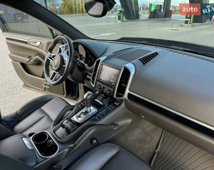 Синій Порше Cayenne, об'ємом двигуна 3 л та пробігом 153 тис. км за 34000 $, фото 26 на Automoto.ua