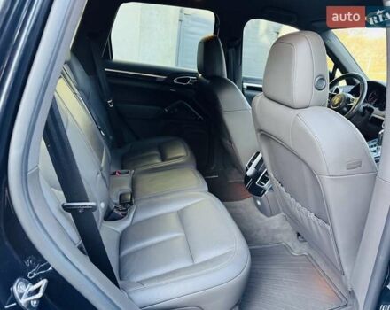 Синий Порше Каен, объемом двигателя 2.97 л и пробегом 149 тыс. км за 37900 $, фото 34 на Automoto.ua