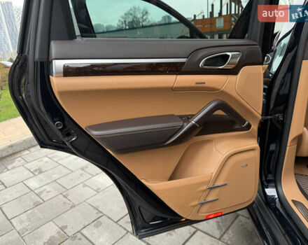 Синий Порше Каен, объемом двигателя 4.8 л и пробегом 142 тыс. км за 31900 $, фото 18 на Automoto.ua