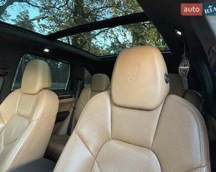 Синий Порше Каен, объемом двигателя 4.81 л и пробегом 142 тыс. км за 35500 $, фото 17 на Automoto.ua