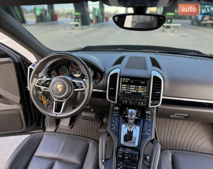 Синій Порше Cayenne, об'ємом двигуна 3 л та пробігом 153 тис. км за 34000 $, фото 28 на Automoto.ua