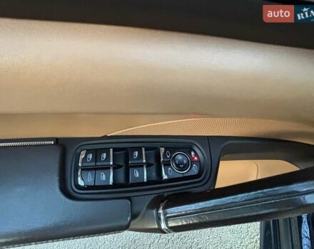 Синий Порше Каен, объемом двигателя 4.81 л и пробегом 142 тыс. км за 35500 $, фото 13 на Automoto.ua