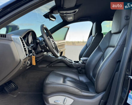 Синій Порше Cayenne, об'ємом двигуна 3 л та пробігом 153 тис. км за 34000 $, фото 15 на Automoto.ua