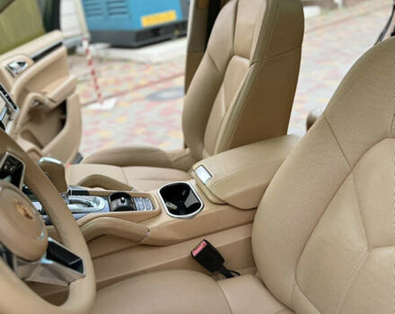 Синий Порше Каен, объемом двигателя 3.6 л и пробегом 110 тыс. км за 23900 $, фото 21 на Automoto.ua