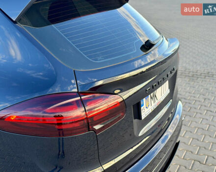 Синій Порше Cayenne, об'ємом двигуна 3 л та пробігом 153 тис. км за 34000 $, фото 14 на Automoto.ua