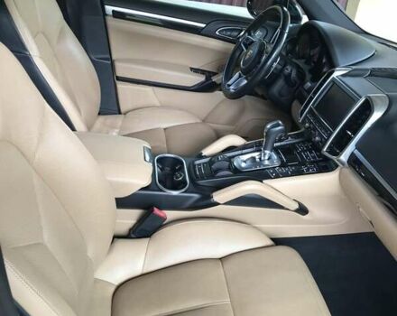 Синій Порше Cayenne, об'ємом двигуна 2.97 л та пробігом 226 тис. км за 33000 $, фото 8 на Automoto.ua