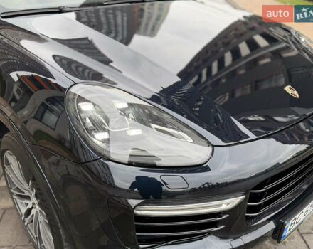 Синий Порше Каен, объемом двигателя 4.8 л и пробегом 142 тыс. км за 31900 $, фото 6 на Automoto.ua