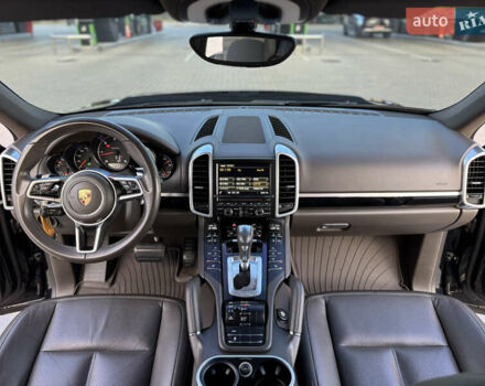 Синій Порше Cayenne, об'ємом двигуна 3 л та пробігом 153 тис. км за 34000 $, фото 27 на Automoto.ua