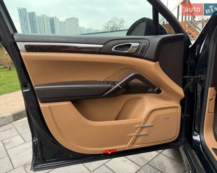 Синий Порше Каен, объемом двигателя 4.8 л и пробегом 142 тыс. км за 31900 $, фото 12 на Automoto.ua