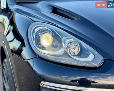 Синій Порше Cayenne, об'ємом двигуна 3 л та пробігом 153 тис. км за 34000 $, фото 7 на Automoto.ua