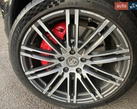 Синий Порше Каен, объемом двигателя 4.81 л и пробегом 142 тыс. км за 35500 $, фото 42 на Automoto.ua