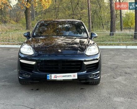 Синий Порше Каен, объемом двигателя 4.81 л и пробегом 142 тыс. км за 35500 $, фото 1 на Automoto.ua