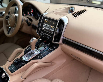 Синий Порше Каен, объемом двигателя 3.6 л и пробегом 110 тыс. км за 23900 $, фото 28 на Automoto.ua