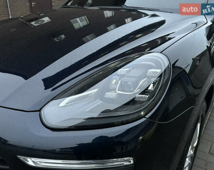 Синий Порше Каен, объемом двигателя 3.6 л и пробегом 245 тыс. км за 22000 $, фото 12 на Automoto.ua