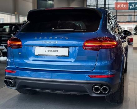 Синий Порше Каен, объемом двигателя 4.13 л и пробегом 188 тыс. км за 45000 $, фото 4 на Automoto.ua