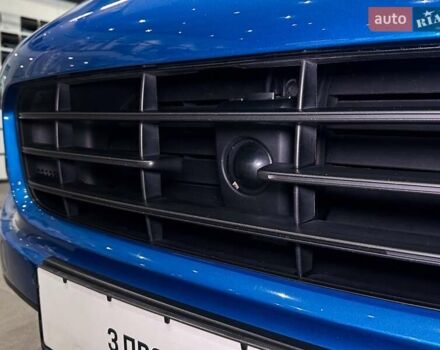 Синий Порше Каен, объемом двигателя 4.13 л и пробегом 188 тыс. км за 45000 $, фото 9 на Automoto.ua