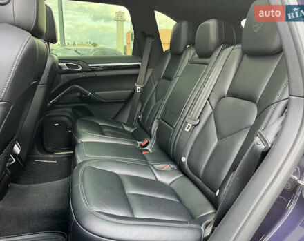 Синій Порше Cayenne, об'ємом двигуна 3 л та пробігом 116 тис. км за 33990 $, фото 16 на Automoto.ua