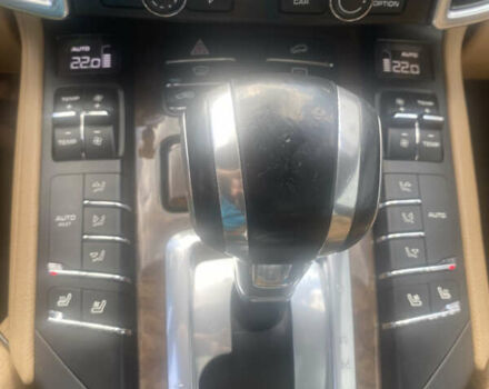 Порше Каен 2016 в Львове на Automoto.ua Синий Порше Каен, объемом двигателя 3 л и пробегом 132 тыс. км за 35500 $, фото 45 на Automoto.ua