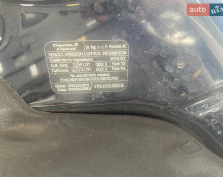 Порше Каен 2016 в Львове на Automoto.ua Синий Порше Каен, объемом двигателя 3 л и пробегом 132 тыс. км за 35500 $, фото 22 на Automoto.ua