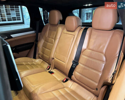 Синий Порше Каен, объемом двигателя 4.13 л и пробегом 188 тыс. км за 45000 $, фото 32 на Automoto.ua