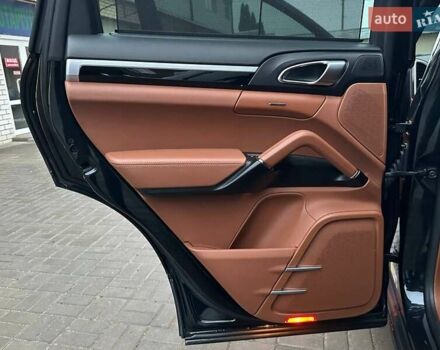 Синий Порше Каен, объемом двигателя 3.6 л и пробегом 245 тыс. км за 22000 $, фото 21 на Automoto.ua