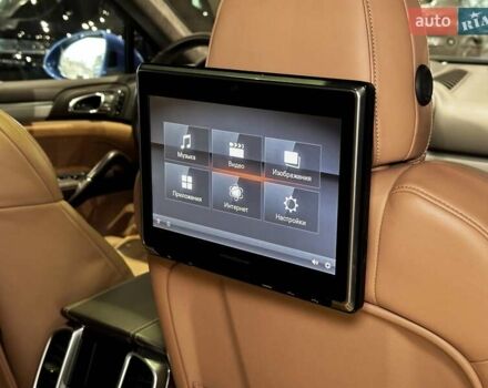 Синий Порше Каен, объемом двигателя 4.13 л и пробегом 188 тыс. км за 45000 $, фото 33 на Automoto.ua