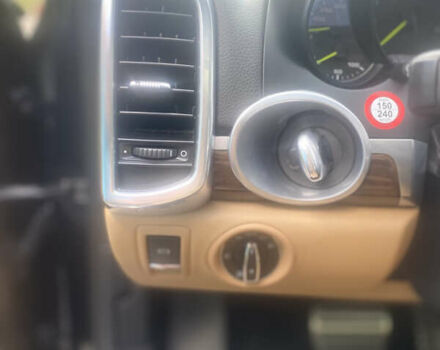 Порше Каен 2016 в Львове на Automoto.ua Синий Порше Каен, объемом двигателя 3 л и пробегом 132 тыс. км за 35500 $, фото 40 на Automoto.ua