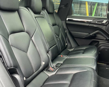 Синій Порше Cayenne, об'ємом двигуна 3 л та пробігом 116 тис. км за 33990 $, фото 14 на Automoto.ua