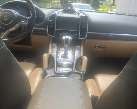 Порше Каен 2016 в Львове на Automoto.ua Синий Порше Каен, объемом двигателя 3 л и пробегом 132 тыс. км за 35500 $, фото 31 на Automoto.ua