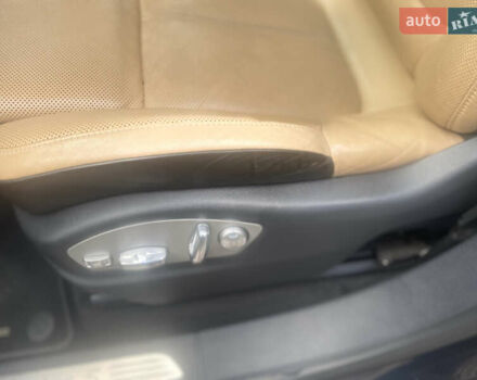 Порше Каен 2016 в Львове на Automoto.ua Синий Порше Каен, объемом двигателя 3 л и пробегом 132 тыс. км за 35500 $, фото 4 на Automoto.ua