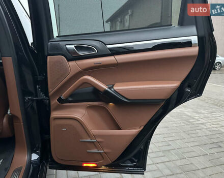 Синій Порше Cayenne, об'ємом двигуна 3.6 л та пробігом 245 тис. км за 22000 $, фото 27 на Automoto.ua