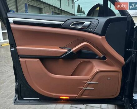 Синий Порше Каен, объемом двигателя 3.6 л и пробегом 245 тыс. км за 22000 $, фото 19 на Automoto.ua