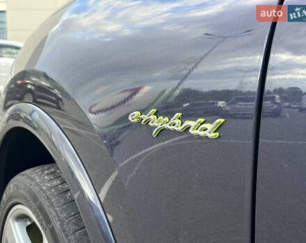 Синій Порше Cayenne, об'ємом двигуна 3 л та пробігом 116 тис. км за 33990 $, фото 25 на Automoto.ua