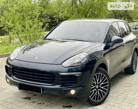 Синій Порше Cayenne, об'ємом двигуна 3 л та пробігом 132 тис. км за 49999 $, фото 1 на Automoto.ua