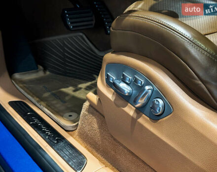 Синий Порше Каен, объемом двигателя 4.13 л и пробегом 188 тыс. км за 45000 $, фото 18 на Automoto.ua