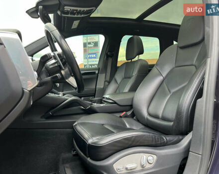 Порше Каен 2016 в Киеве на Automoto.ua Синий Порше Каен, объемом двигателя 3 л и пробегом 116 тыс. км за 33900 $, фото 8 на Automoto.ua