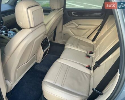 Синий Порше Каен, объемом двигателя 2.89 л и пробегом 157 тыс. км за 47000 $, фото 7 на Automoto.ua