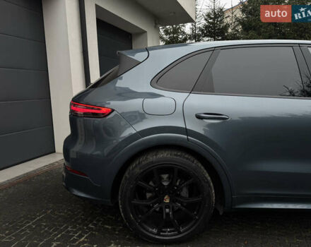 Синий Порше Каен, объемом двигателя 2.89 л и пробегом 104 тыс. км за 62000 $, фото 7 на Automoto.ua