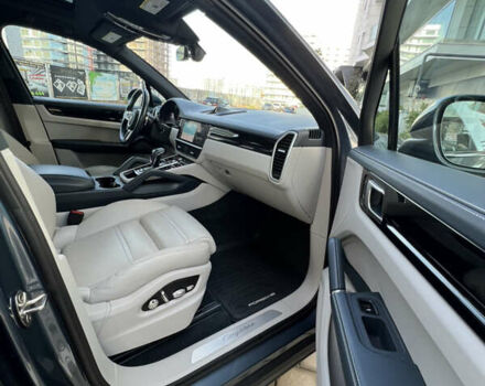 Синий Порше Каен, объемом двигателя 3 л и пробегом 171 тыс. км за 45900 $, фото 34 на Automoto.ua