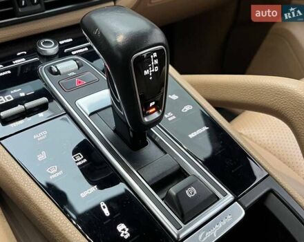 Синий Порше Каен, объемом двигателя 3 л и пробегом 174 тыс. км за 48990 $, фото 21 на Automoto.ua