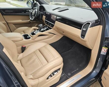 Синий Порше Каен, объемом двигателя 3 л и пробегом 100 тыс. км за 52999 $, фото 41 на Automoto.ua