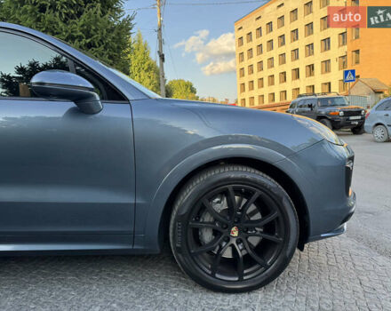 Синій Порше Cayenne, об'ємом двигуна 2.89 л та пробігом 104 тис. км за 65000 $, фото 2 на Automoto.ua