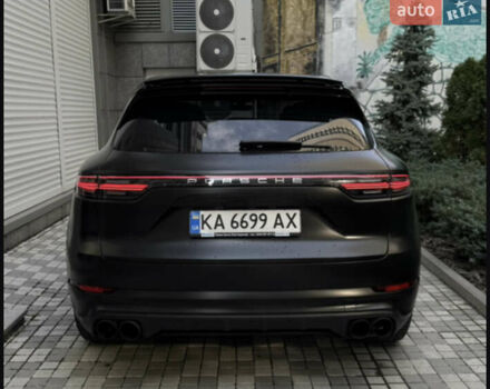 Синий Порше Каен, объемом двигателя 4 л и пробегом 112 тыс. км за 76000 $, фото 11 на Automoto.ua