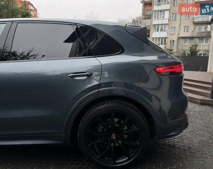 Синий Порше Каен, объемом двигателя 2.89 л и пробегом 104 тыс. км за 62000 $, фото 6 на Automoto.ua