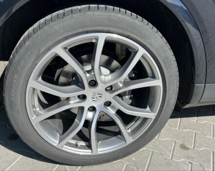 Синій Порше Cayenne, об'ємом двигуна 3 л та пробігом 156 тис. км за 53000 $, фото 6 на Automoto.ua