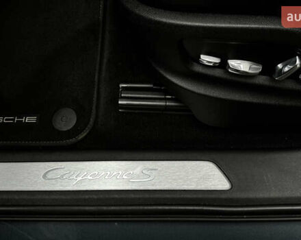 Синий Порше Каен, объемом двигателя 2.89 л и пробегом 104 тыс. км за 62000 $, фото 15 на Automoto.ua