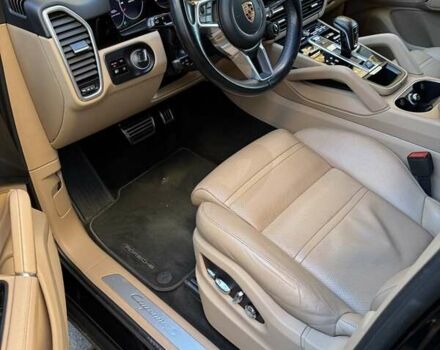 Порше Cayenne 2018 у Києві на Automoto.ua Синій Порше Cayenne, об'ємом двигуна 2.89 л та пробігом 130 тис. км за 58825 $, фото 8 на Automoto.ua