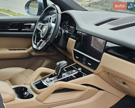 Синий Порше Каен, объемом двигателя 3 л и пробегом 100 тыс. км за 52999 $, фото 42 на Automoto.ua